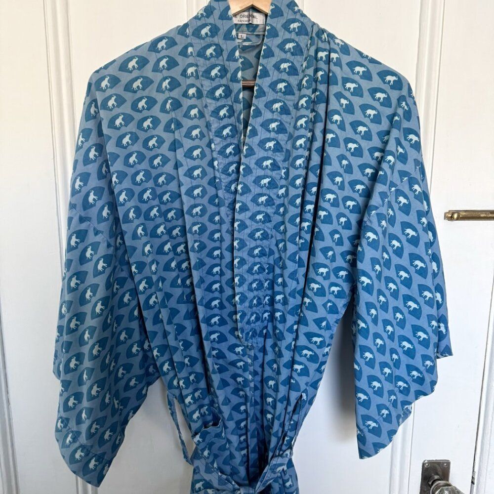 Vintage Mandarin Oriental Bangkok Hotel L Cotton Long Robe Blue with Elephants - Picture 8 of 9